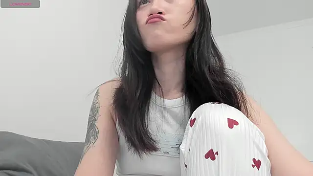 aenie online show from 13, 3, 2025