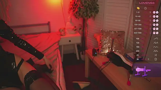 Devilsss toy online show from 9, 3, 2025