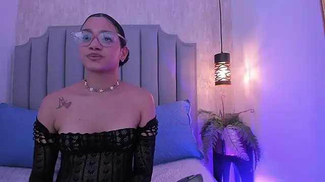 Alahia Baiter online show from 3, 3, 2025