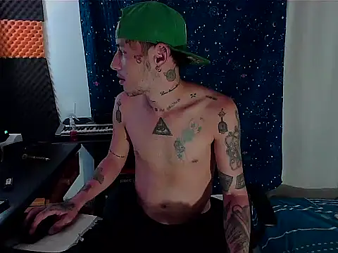 Snapshot of patrik_tattoo_ chatting on 9, 1, 2025 patrik tattoo online show from 9, 1, 2025