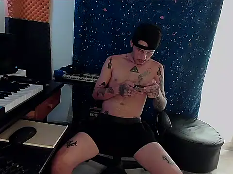 Snapshot of patrik_tattoo_ chatting on 29, 1, 2025 patrik tattoo online show from 29, 1, 2025