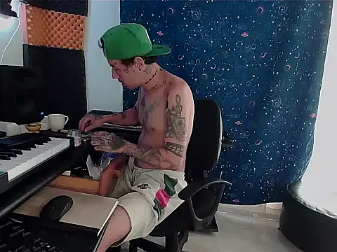 Snapshot of patrik_tattoo_ chatting on 22, 3, 2025 patrik tattoo online show from 22, 3, 2025