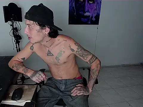 Snapshot of patrik_tattoo_ chatting on 18, 10, 2025 patrik tattoo online show from 18, 10, 2025