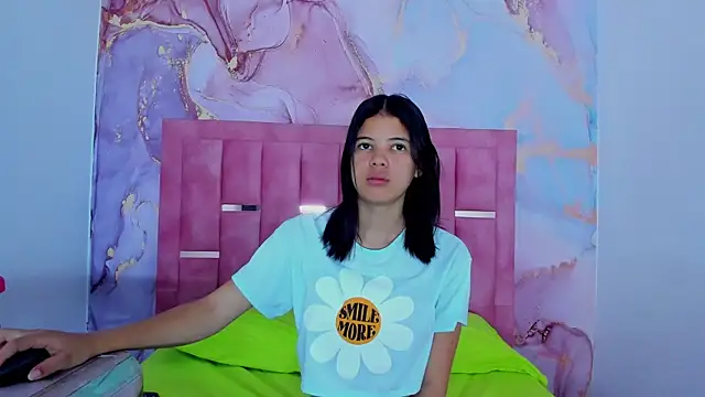 LizzMartin online show from 15, 12, 2024