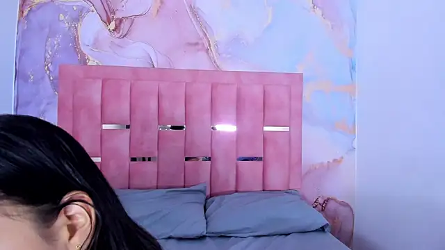 LizzMartin online show from 8, 2, 2025