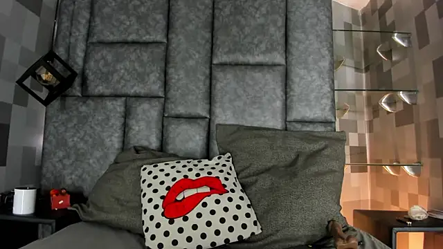 Corina Taylor  online show from 23, 1, 2025