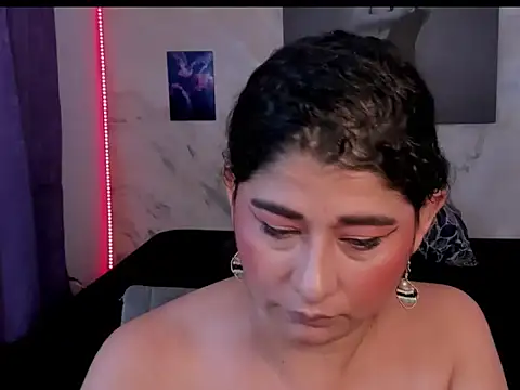Snapshot of alinabozz1 chatting on 20, 7, 2026 alinabozz1 online show from 20, 7, 2026