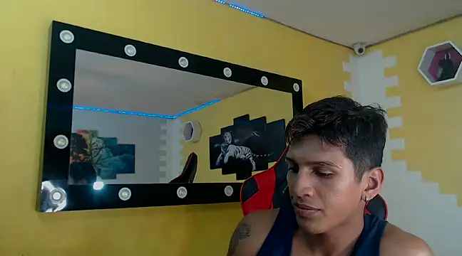 mau elixxx online show from 14, 1, 2025