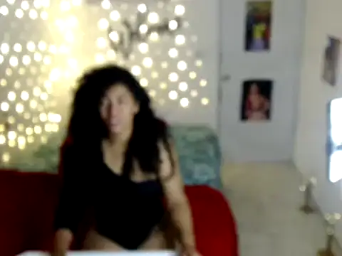 Snapshot of bellacrespalatina chatting on 3, 12, 2024 bellacrespalatina online show from 3, 12, 2024