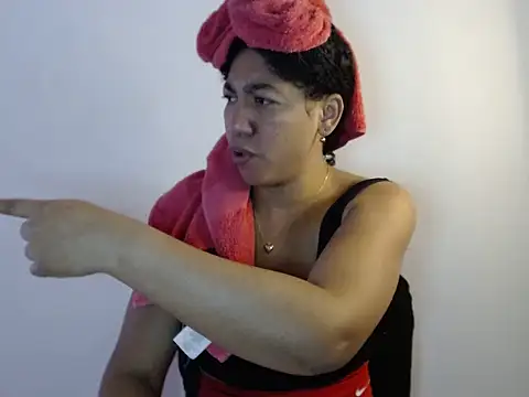 Snapshot of bellacrespalatina chatting on 12, 9, 2025 bellacrespalatina online show from 12, 9, 2025