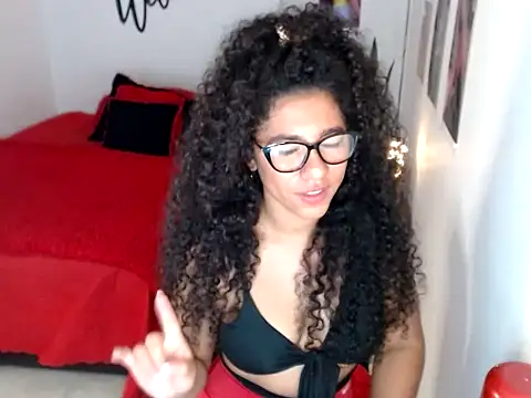 Snapshot of bellacrespalatina chatting on 16, 9, 2025 bellacrespalatina online show from 16, 9, 2025