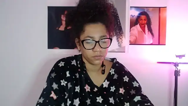 Snapshot of bellacrespalatina chatting on 9, 10, 2025 bellacrespalatina online show from 9, 10, 2025