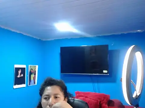 Snapshot of bellacrespalatina chatting on 7, 11, 2025 bellacrespalatina online show from 7, 11, 2025