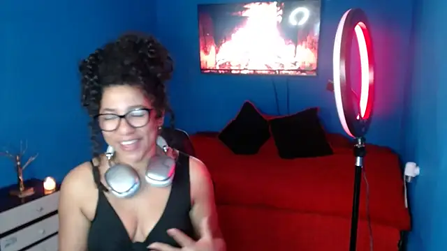 Snapshot of bellacrespalatina chatting on 7, 11, 2025 bellacrespalatina online show from 7, 11, 2025