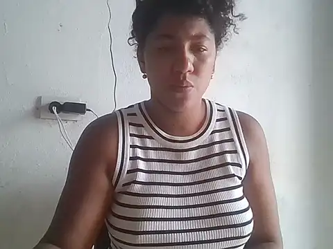 Snapshot of bellacrespalatina chatting on 3, 2, 2026 bellacrespalatina online show from 3, 2, 2026