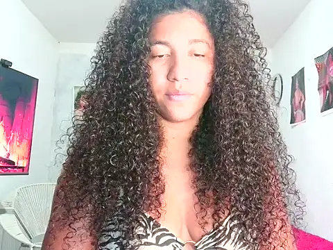 Snapshot of bellacrespalatina chatting on 6, 5, 2026 bellacrespalatina online show from 6, 5, 2026