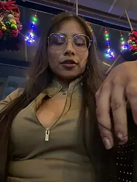 Jade Zephyra online show from 12, 1, 2025