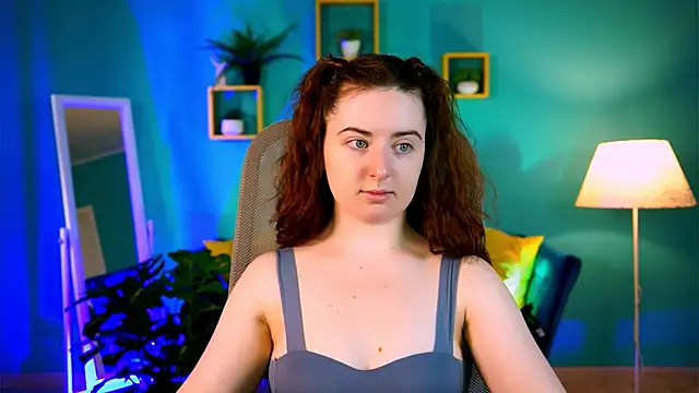 AnnTerry  online show from 15, 12, 2025