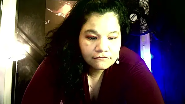 Snapshot of may_prg chatting on 7, 12, 2024 may prg online show from 7, 12, 2024