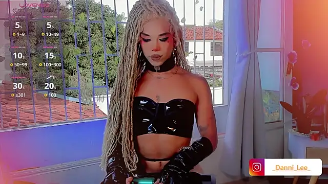 DanniLee  online show from 26, 9, 2025