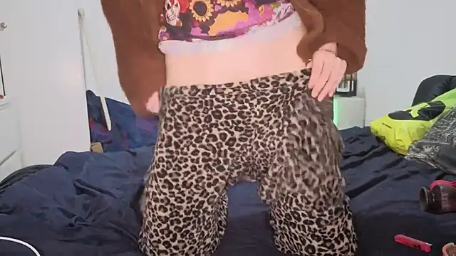 ENGLISHEMILY 69 online show from 15, 3, 2026