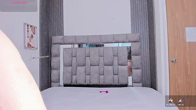 zulyjones online show from 11, 11, 2025