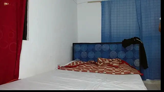 Snapshot of carolanyi chatting on 9, 1, 2026 carolanyi online show from 9, 1, 2026