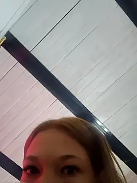 Snapshot of carolanyi chatting on 15, 1, 2026 carolanyi online show from 15, 1, 2026