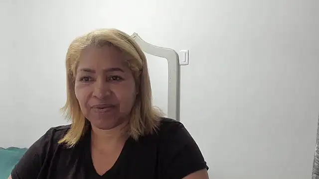 Snapshot of anubys_godes chatting on 15, 1, 2025 anubys godes online show from 15, 1, 2025