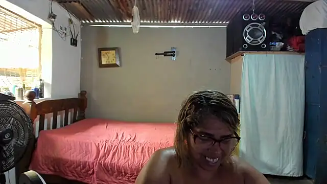 Snapshot of anubys_godes chatting on 11, 9, 2025 anubys godes online show from 11, 9, 2025