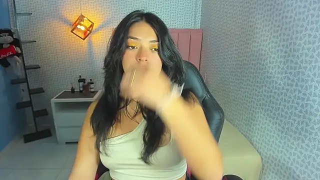 DENISERICHARD2 online show from 16, 9, 2025