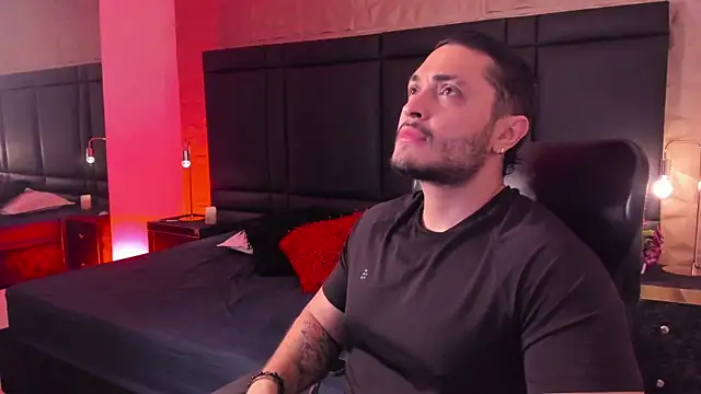 JossAckland online show from 8, 3, 2025