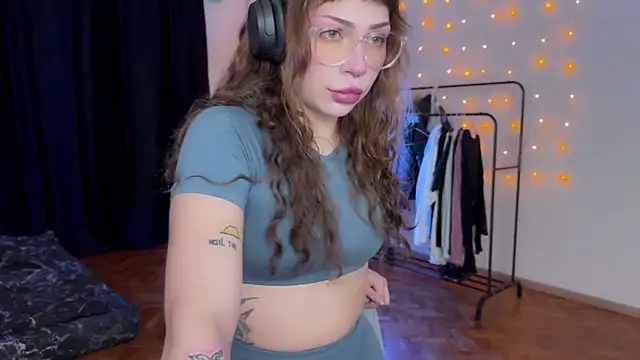 Snapshot of PaulaPratt chatting on 8, 12, 2024 PaulaPratt online show from 8, 12, 2024