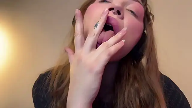 Snapshot of PaulaPratt chatting on 14, 1, 2025 PaulaPratt online show from 14, 1, 2025