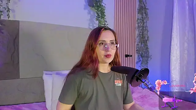 centaurigirl online show from 4, 3, 2026