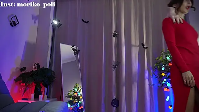 Snapshot of _Moriko_ chatting on 31, 10, 2025 Moriko online show from 31, 10, 2025