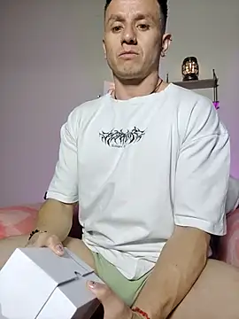 Andrewfalcon online show from 17, 12, 2025