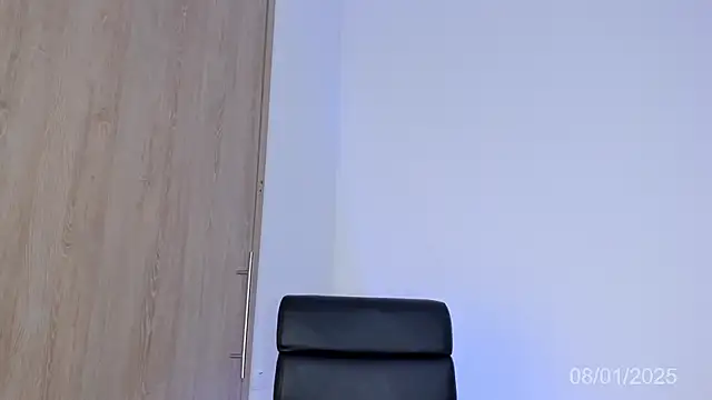 sarah pierce online show from 9, 1, 2025