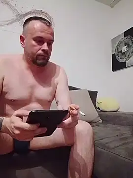 mikaaaaase online show from 13, 2, 2026