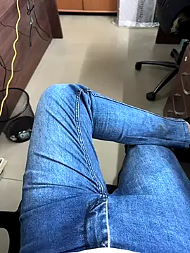 Snapshot of indboy chatting on 29, 10, 2025 indboy online show from 29, 10, 2025