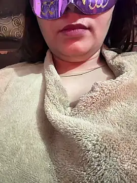 Anjalihotwife online show from 17, 12, 2024