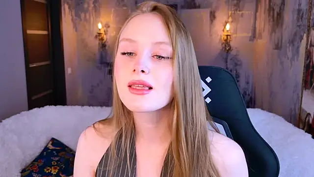 Snapshot of VivienLeeigh chatting on 20, 11, 2025 VivienLeeigh online show from 20, 11, 2025