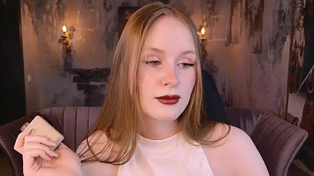 Snapshot of VivienLeeigh chatting on 21, 11, 2025 VivienLeeigh online show from 21, 11, 2025