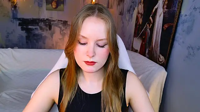 VivienLeeigh online show from 28, 3, 2026