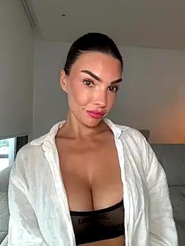 krissiswrld- online show from 24, 11, 2025