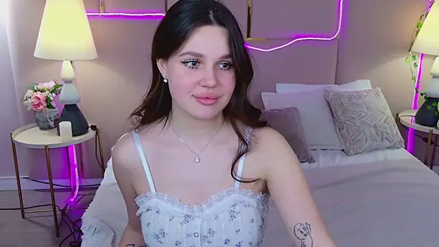 RihannaRose online show from 13, 3, 2025