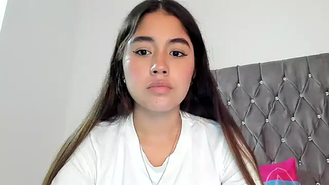 AriaMontgomery online show from 27, 1, 2025