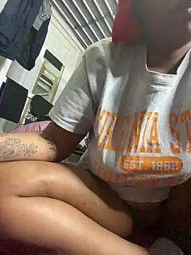 Snapshot of MsSapPhire500 chatting on 16, 12, 2025 MsSapPhire500 online show from 16, 12, 2025