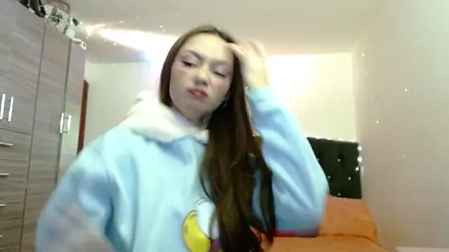 holy juli online show from 30, 3, 2026