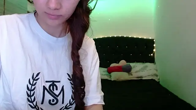holy juli online show from 25, 5, 2026